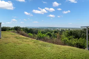 106 Bronstad St, Cranfills Gap, TX 76637 - Photo 32