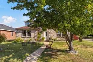 1034 Hollow Oak Rd, Lancaster, TX 75134 - Photo 2