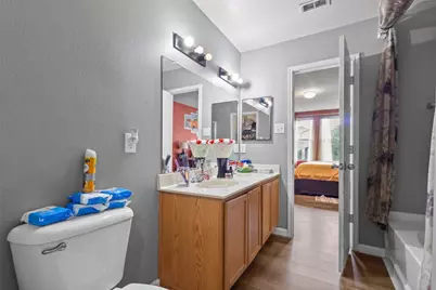 1034 Hollow Oak Road, Lancaster, TX 75134 - Photo 16