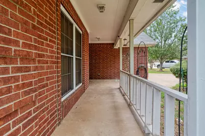 2705 Briarwood Drive, Paris, TX 75460 - Photo 2