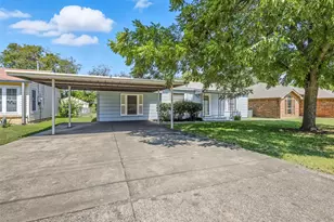 7836 Corina Dr, White Settlement, TX 76108 - Photo 2