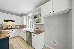 4541 Corner Brook Ln, Fort Worth, TX 76123 - Photo 12