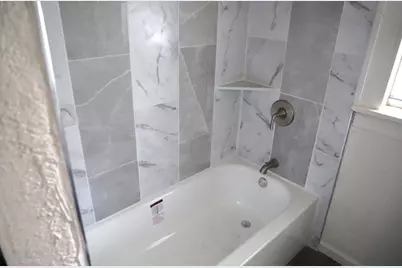 818 E Palestine Street, Mexia, TX 76667 - Photo 12