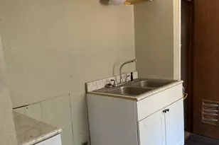 900 James St, Sweetwater, TX 79556 - Photo 16