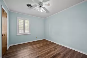 117 S Bermuda St, Lacy Lakeview, TX 76705 - Photo 14