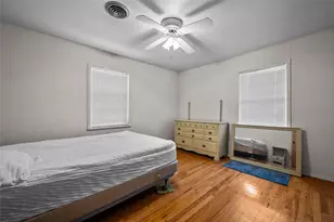 117 S Bermuda St, Lacy Lakeview, TX 76705 - Photo 14