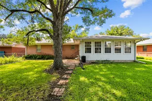 117 S Bermuda St, Lacy Lakeview, TX 76705 - Photo 4