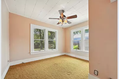 1042 N Clinton Avenue, Dallas, TX 75208 - Photo 24