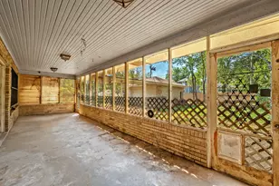 1114 W Walker St, Denison, TX 75020 - Photo 18