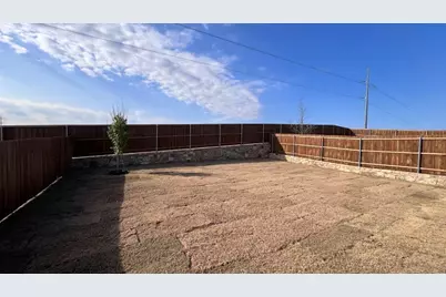 129 Leon Avenue, Rhome, TX 76078 - Photo 16