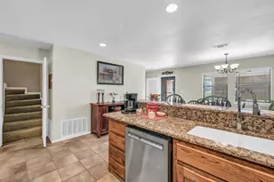 142 Bishop Dr, Weatherford, TX 76088 - Photo 12