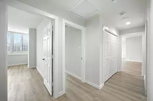 5200 Keller Springs Rd, Dallas, TX 75248 - Photo 22