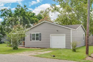 230 2nd St, Brazoria, TX 77422 - Photo 2