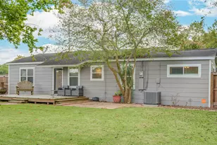 230 2nd St, Brazoria, TX 77422 - Photo 8