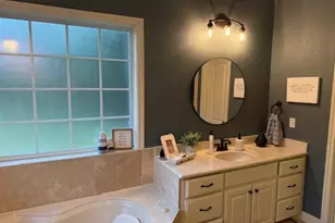 1133 Camden Ct Cir, Woodway, TX 76712 - Photo 20