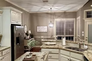 1133 Camden Ct Cir, Woodway, TX 76712 - Photo 8