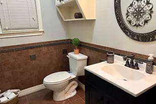 1133 Camden Ct Cir, Woodway, TX 76712 - Photo 24