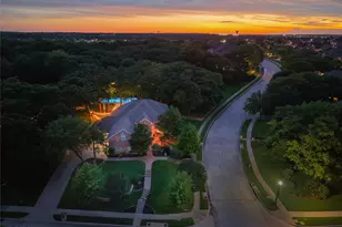 704 Berkshire Hill Dr, Keller, TX 76248 - Photo 2
