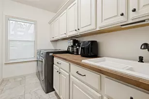 704 Berkshire Hill Dr, Keller, TX 76248 - Photo 20
