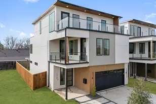 1424 Canada Dr, Dallas, TX 75212 - Photo 1