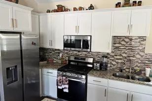 343 N Morris St, Gainesville, TX 76240 - Photo 4