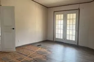 134 Classic Country Ct, Springtown, TX 76082 - Photo 4