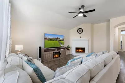 2124 Hickory Ridge Drive, Mesquite, TX 75181 - Photo 8