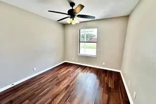 505 N 16th St, Port O Connor, TX 77982 - Photo 12