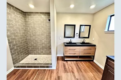 505 N 16th Street, Port O Connor, TX 77982 - Photo 10