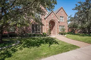 6613 Crown Forest Dr, Plano, TX 75024 - Photo 2