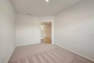 111 Hudson Ln, Justin, TX 76247 - Photo 10