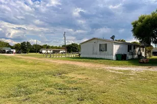 1665 Smith Cir, Combine, TX 75159 - Photo 4