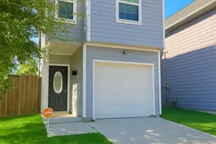 2239 Anderson St, Dallas, TX 75215 - Photo 2