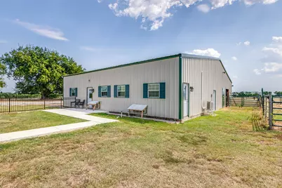 194 Krahl Road, Valley View, TX 76272 - Photo 28