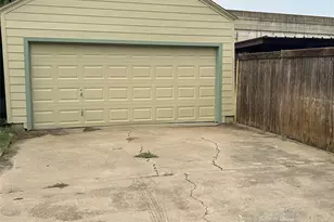 4020 Locke Ave, Fort Worth, TX 76107 - Photo 12