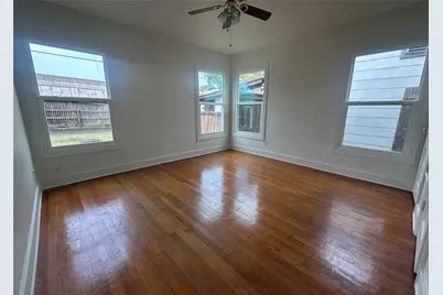 4020 Locke Avenue, Fort Worth, TX 76107 - Photo 8