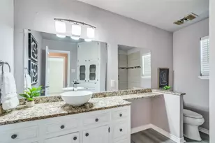 1332 W Redbud Dr, Hurst, TX 76053 - Photo 16