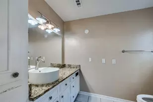 1332 W Redbud Dr, Hurst, TX 76053 - Photo 24