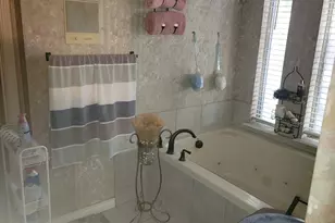 4403 Cinnabar Dr, Dallas, TX 75227 - Photo 10