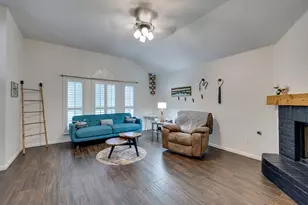 3216 Scenic Glen Dr, Mansfield, TX 76063 - Photo 4