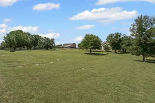 313 Canyon Creek Cir, Weatherford, TX 76087 - Photo 34