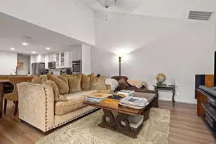 6504 Lago Vista Dr, Benbrook, TX 76132 - Photo 12