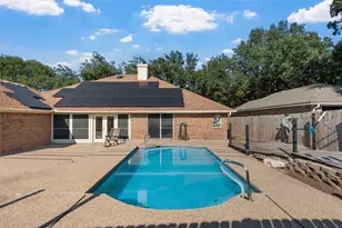416 Meadow Mountain Dr, Waco, TX 76712 - Photo 2