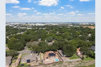 416 Meadow Mountain Drive, Waco, TX 76712 - Photo 16