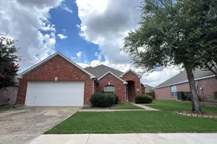 1041 Wagon Trail Dr, Little Elm, TX 75068 - Photo 1