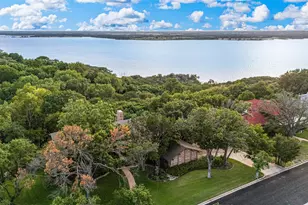 3010 Inverness Dr, Waco, TX 76710 - Photo 2