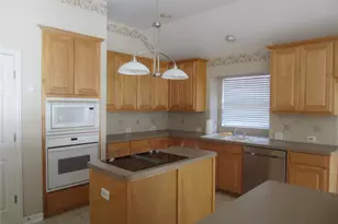 6312 Parkside Dr, Arlington, TX 76001 - Photo 6