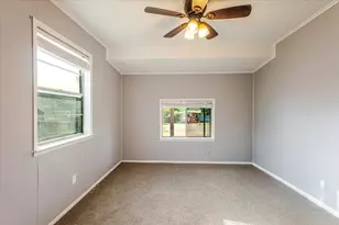 2100 SE 19th St, Mineral Wells, TX 76067 - Photo 14