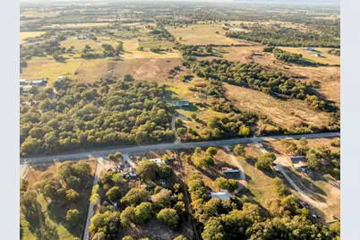 511 Salt Creek Road, Springtown, TX 76082 - Photo 26