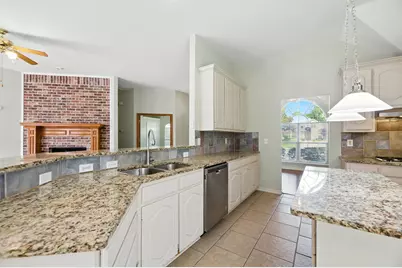 1329 Ballantrae Drive, Allen, TX 75013 - Photo 6